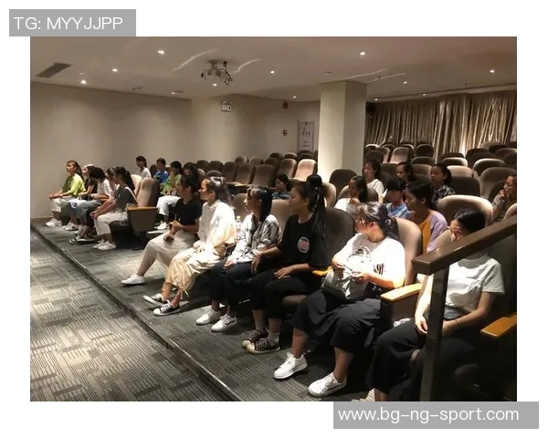 青春拼搏与友情交织的少女足球故事完整版展现梦想与成长的旅程